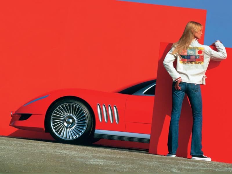 Les concepts ItalDesign : Chevrolet Corvette Moray (2003) 1