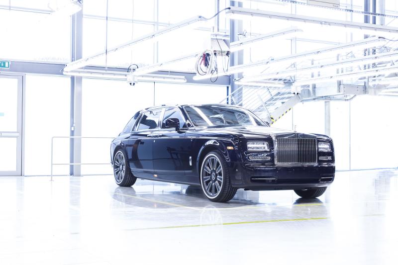  - La dernière Rolls-Royce Phantom VII 1