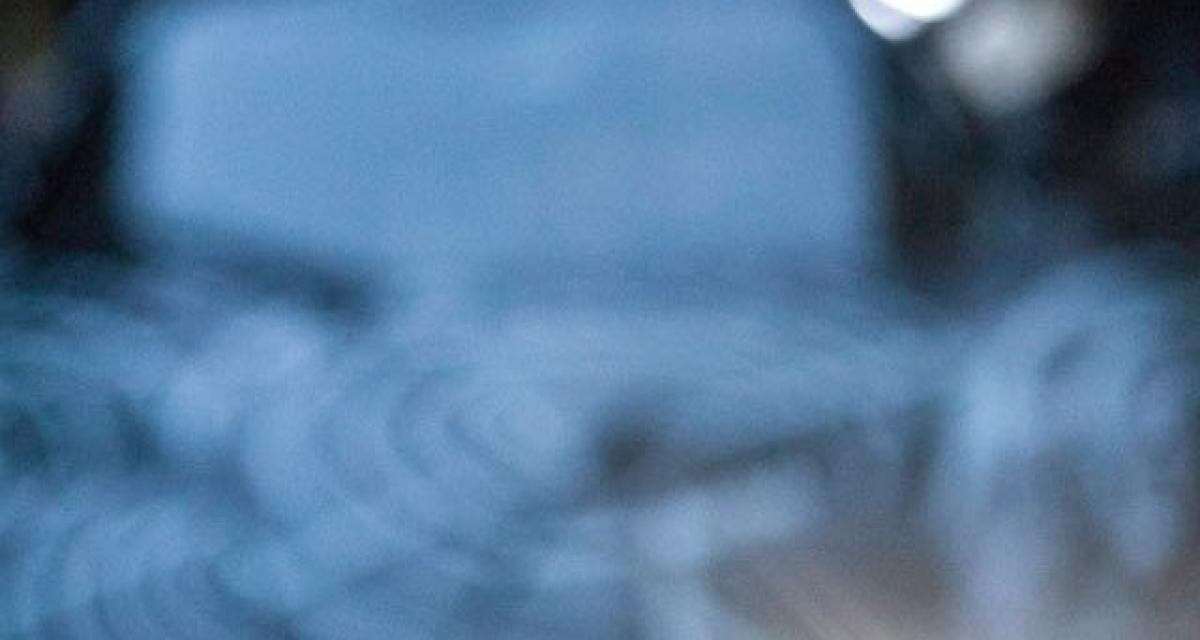 Genève 2017 : Pagani Huayra Roadster, le teaser ultra subliminal