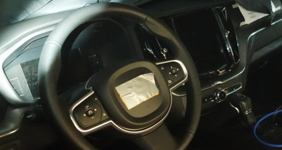 Spyshots : Volvo XC60 dévoile son intérieur