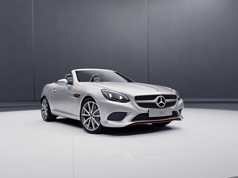  - Mercedes SL designo Edition et SLC RedArt Edition 1