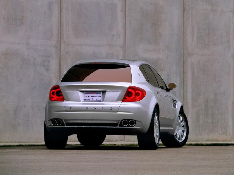  - Les concepts ItalDesign : Maserati Kubang (2003) 1