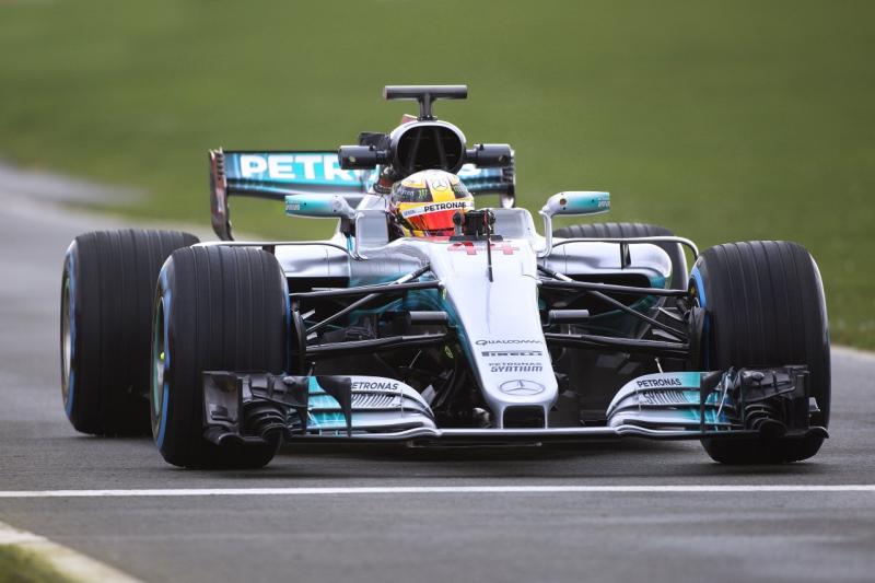  - F1 2017 : Mercedes présente la W08 EQ Power+ 1