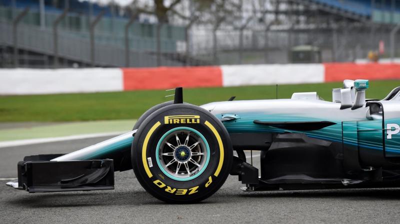  - F1 2017 : Mercedes présente la W08 EQ Power+ 1