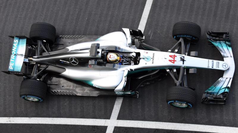  - F1 2017 : Mercedes présente la W08 EQ Power+ 1