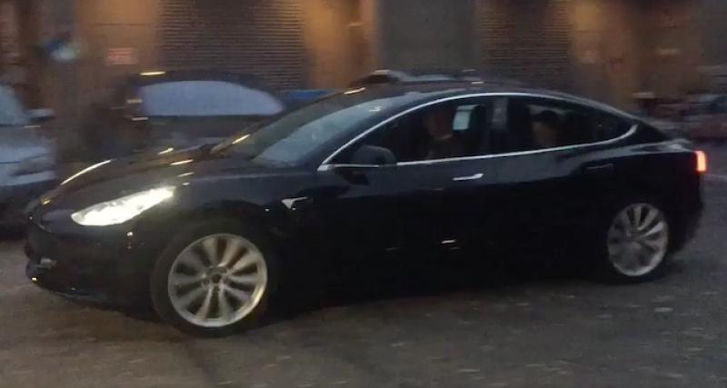  - Première vidéo de la Tesla Model 3