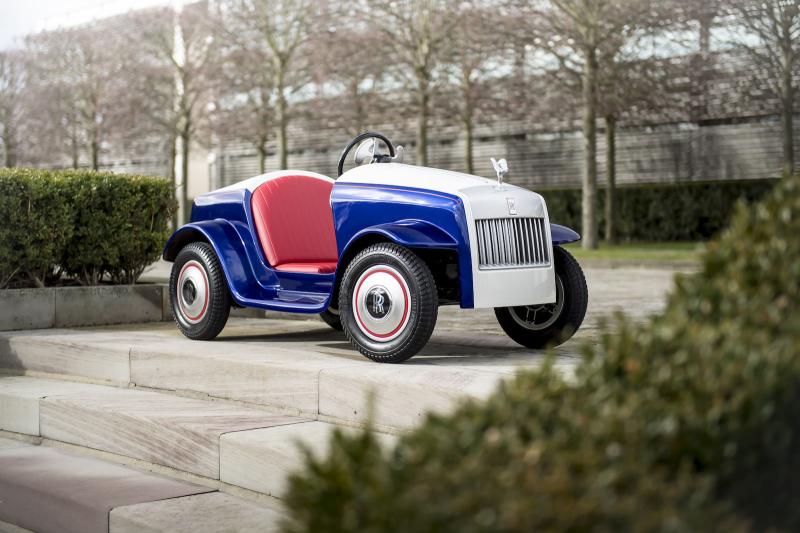  - Rolls Royce dévoile son premier modèle électrique 1