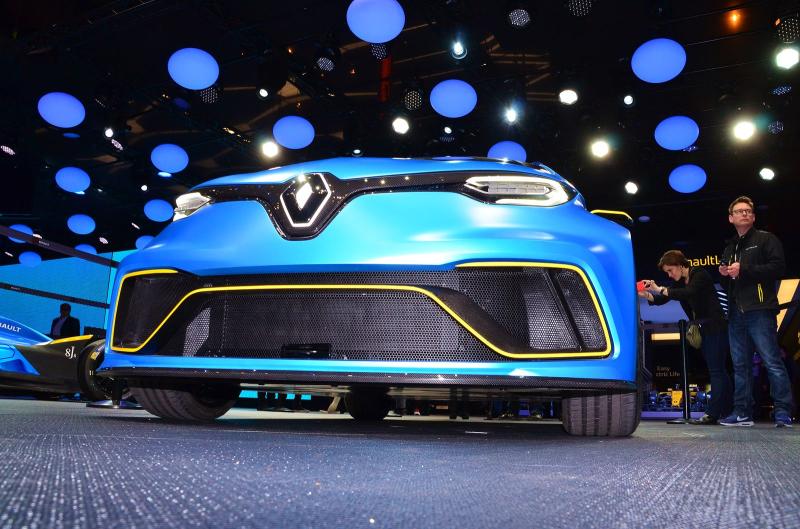  - Genève 2017 live : Renault Zoe e-Sport Concept 1