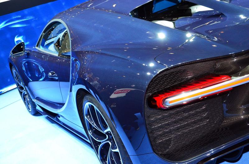  - Genève 2017 live : Bugatti Chiron 1