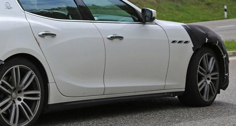  - Spyshot : la Maserati Ghibli un peu restylée se déshabille