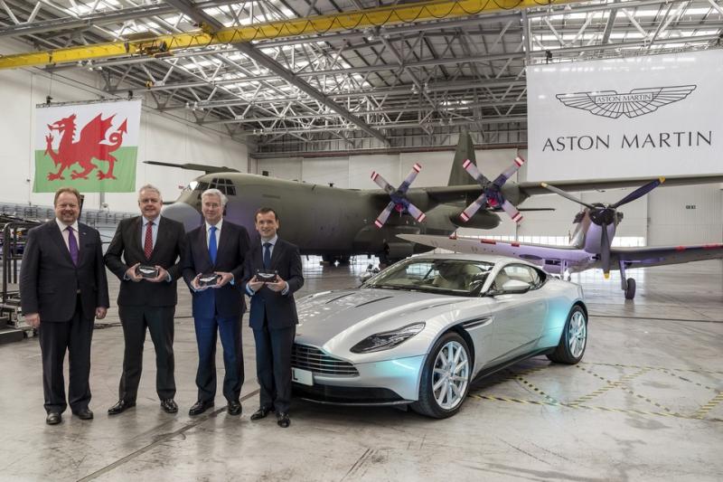  - Aston Martin reçoit les clefs de St Athan ! 1