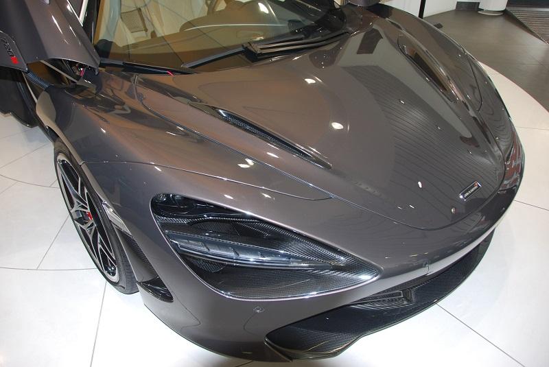  - Escapade parisienne pour la McLaren 720S 1