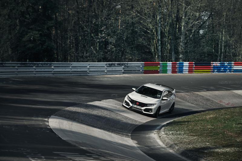  - Honda Civic Type R : à l'attaque au Nürburgring 1