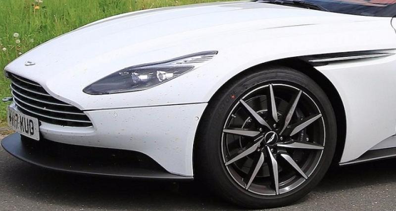  - Spyshot : L’Aston Martin DB11 Volante continue son effeuillage