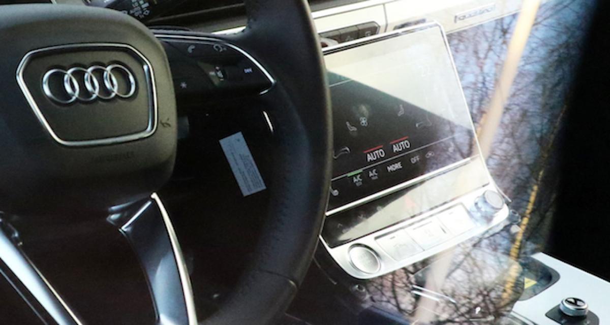 Spyshots : l’Audi Q8 aura moins de boutons et plus d'écrans