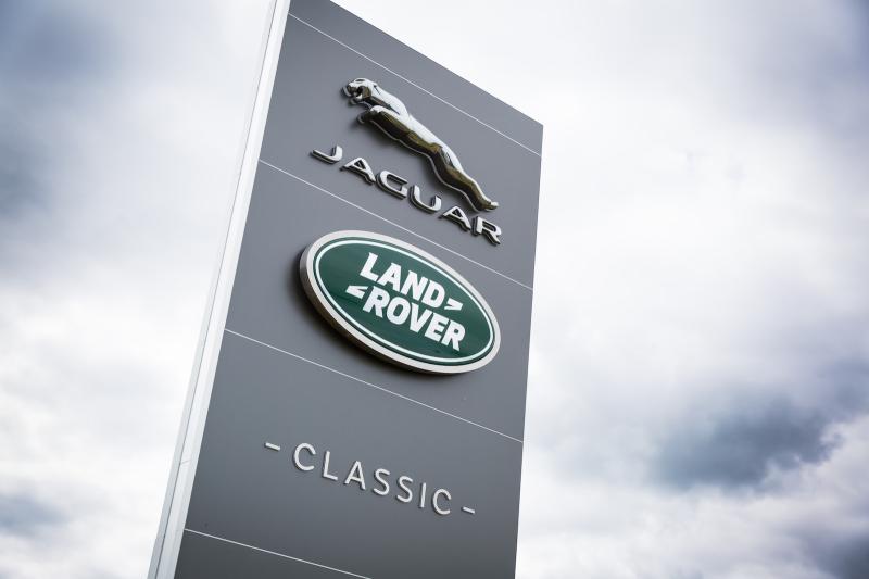  - JLR ouvre le centre Jaguar Land Rover Classic Works 1
