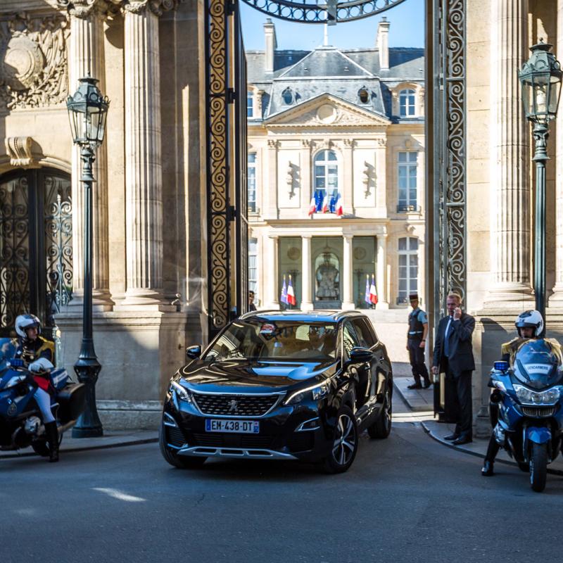  - Le Peugeot 5008 défile pour le 14 juillet 1