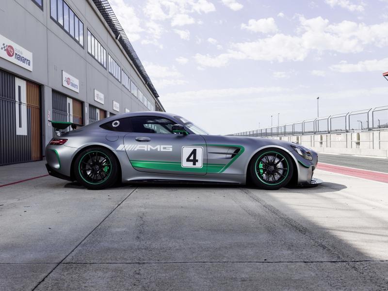  - La Mercedes AMG GT4 dévoilée 1