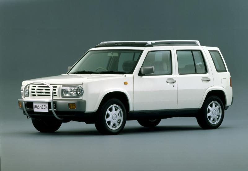  - Un été au Japon - Nissan Rasheen (1994 - 2000) 1