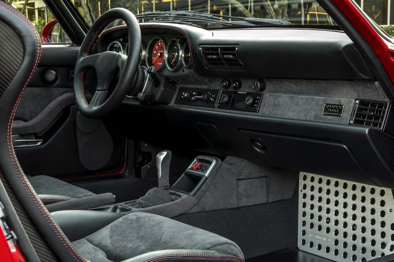  - Gunther Werks 400R : une Porsche 993 modernisée 1