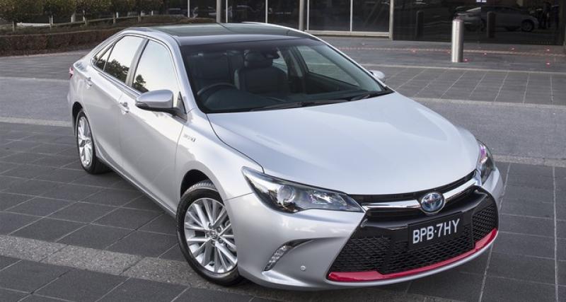  - Australie : Toyota Camry Hybrid Commemorative Edition