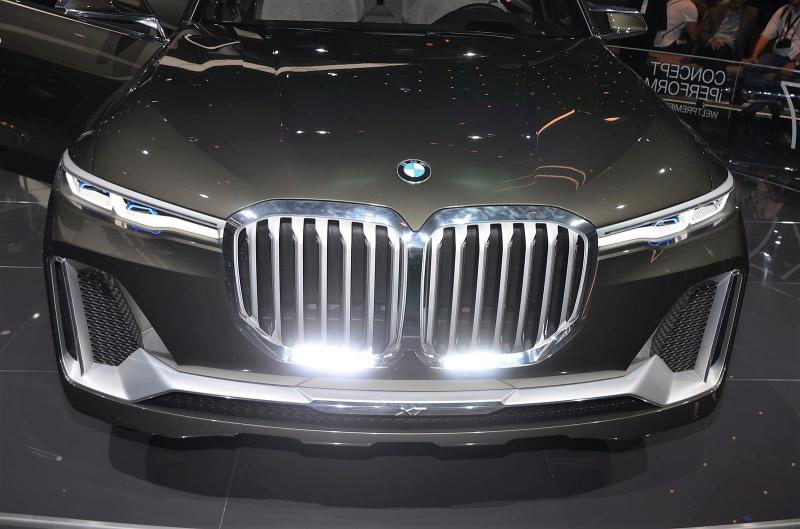  - Francfort 2017 Live : BMW X7 iPerformance 1