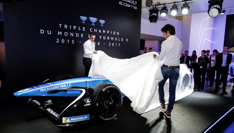  - Formule E : Renault e.Dams dévoile la Z.E. 17 1