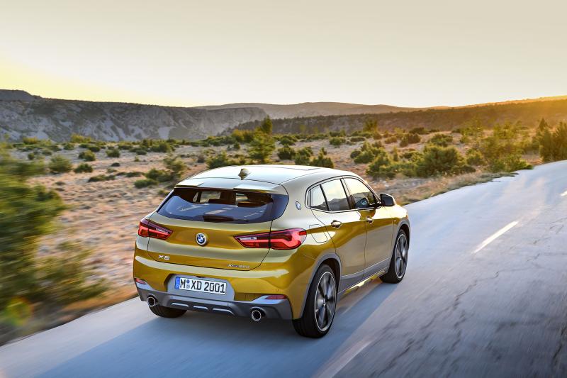  - BMW X2, Evoque prends garde 1