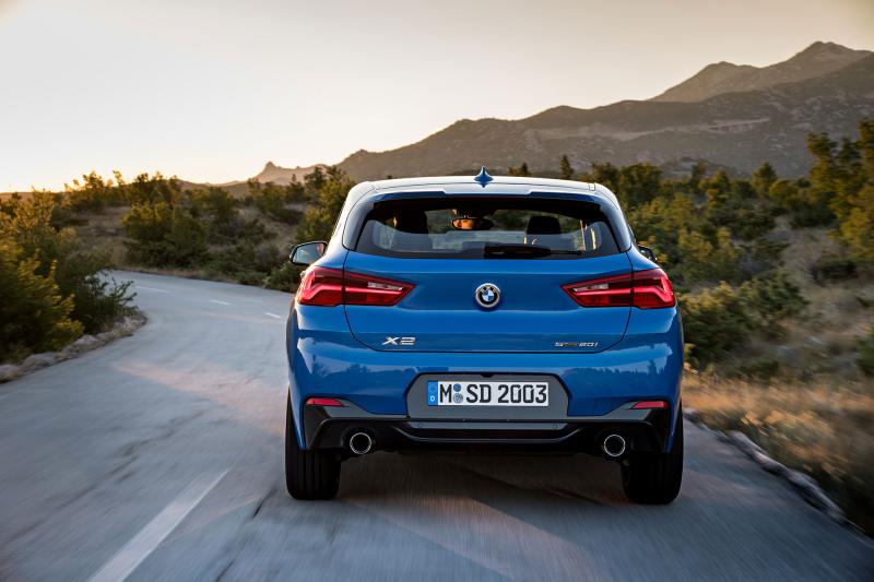  - BMW X2, Evoque prends garde 1