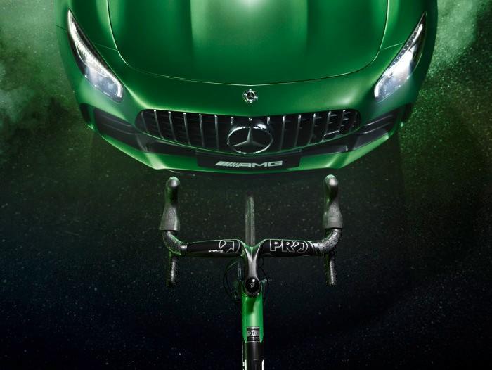 Mercedes-AMG, un anniversaire sur deux roues 1