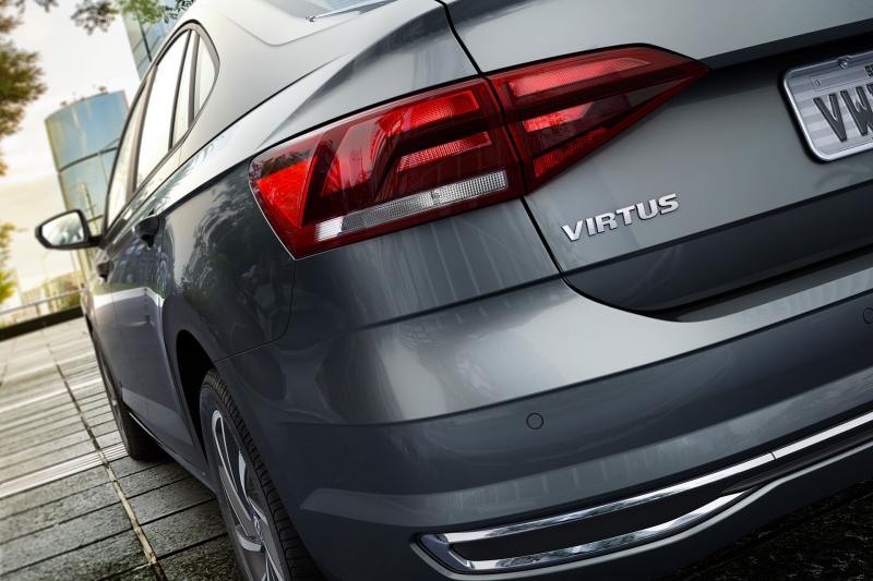  - Volkswagen Virtus, 4 portes pour la Polo 1