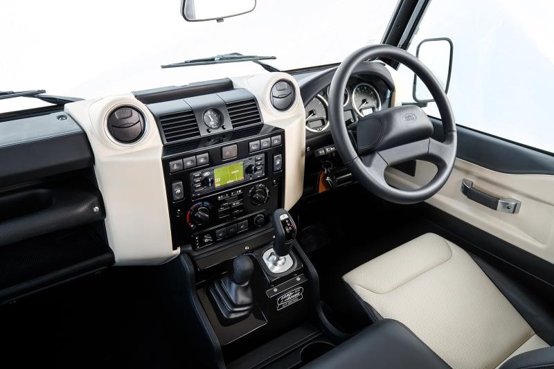 - Land Rover Defender Works V8 : 70 ans de bonheur 1