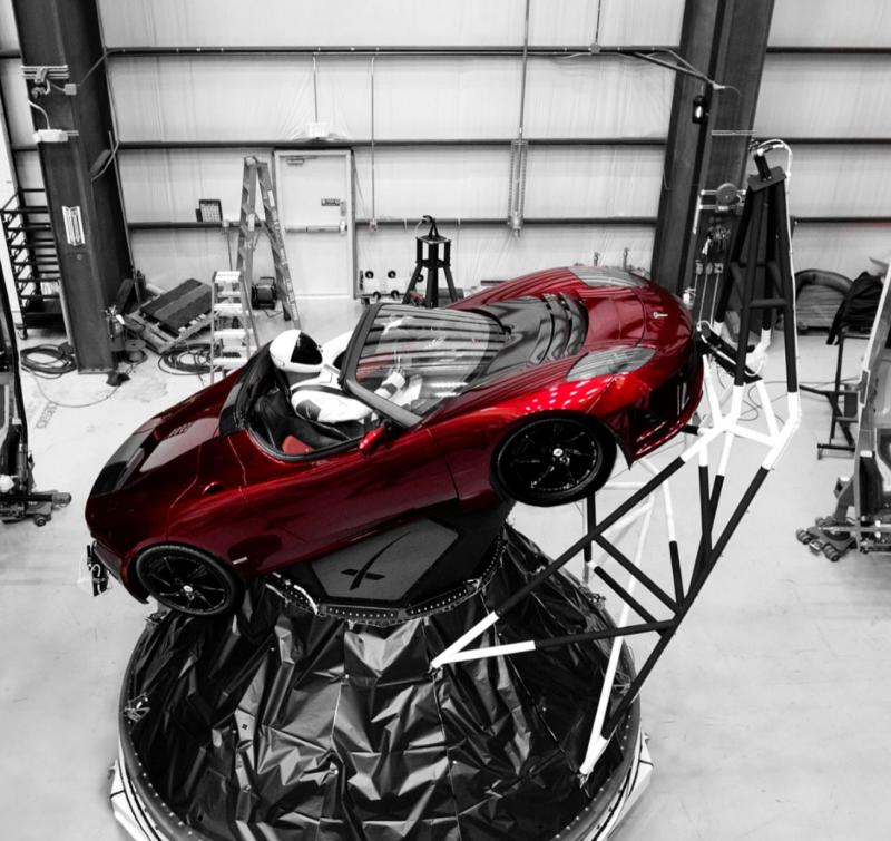 La Tesla Roadster d'Elon Musk parée au décollage 1