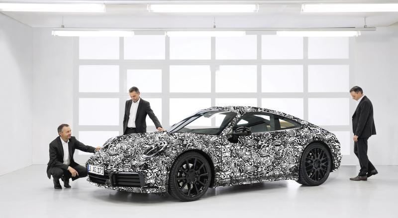 - Porsche tease la prochaine 911 1