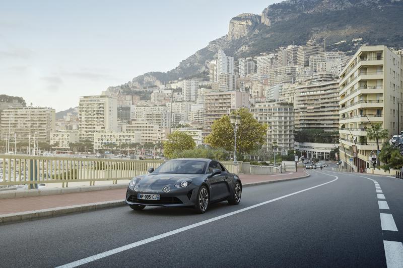  - Genève 2018 : Alpine introduit des A110 Pure et Légende 1