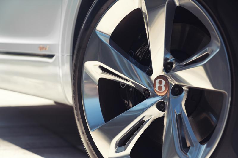  - Genève 2018 : Bentley Bentayga Hybrid 1