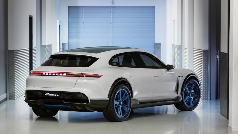 - Genève 2018 Live :  Porsche Mission E Cross Turismo [vidéo] 2