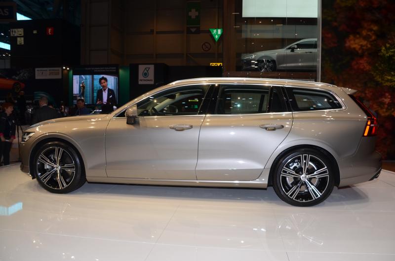  - Genève 2018 Live : Volvo V60 1