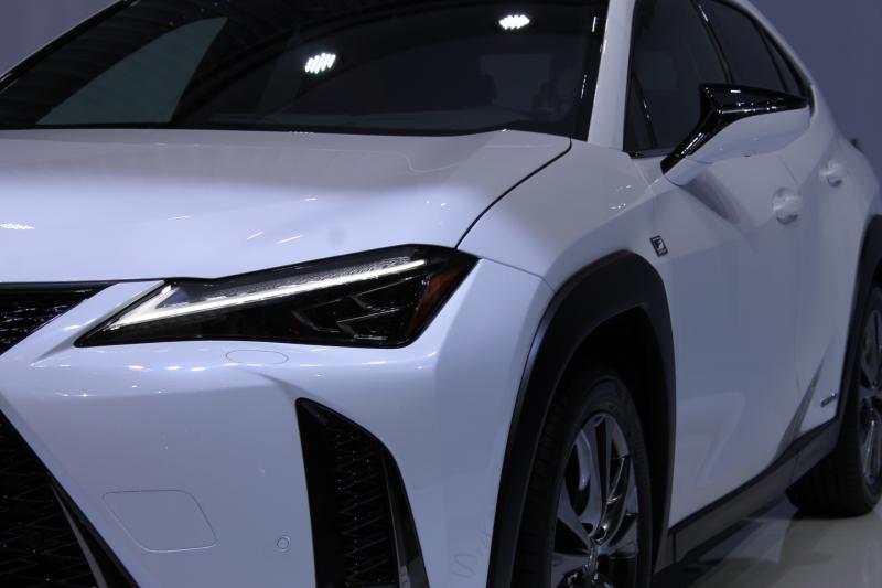  - Genève 2018 Live : Lexus UX 1