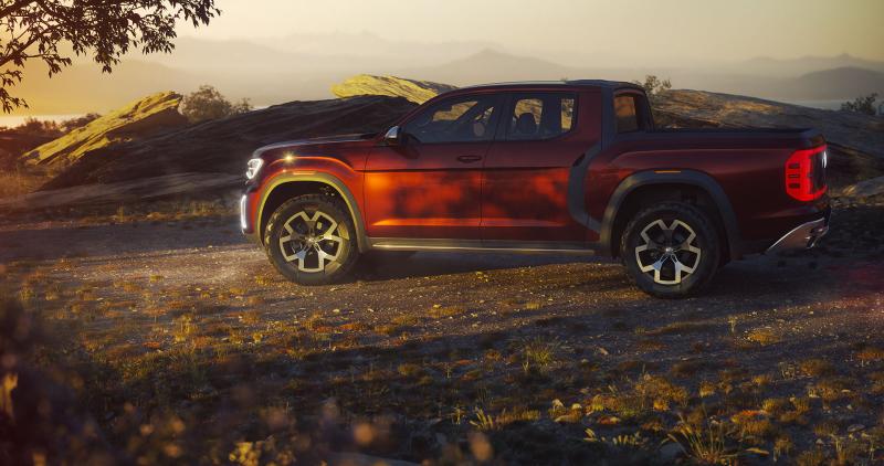  - New York 2018 : Volkswagen Atlas Tanoak Concept 1