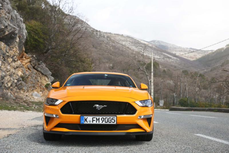  - Essai Ford Mustang GT : burn in USA 1