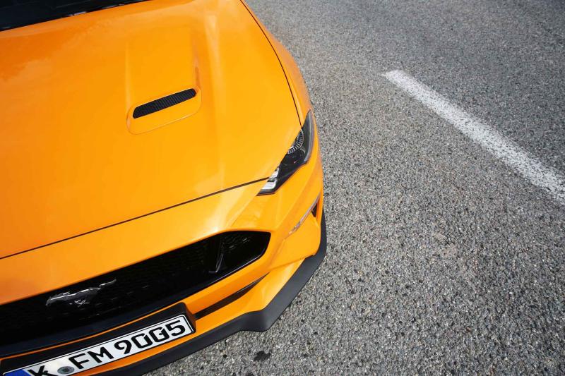 Essai Ford Mustang GT : burn in USA 1