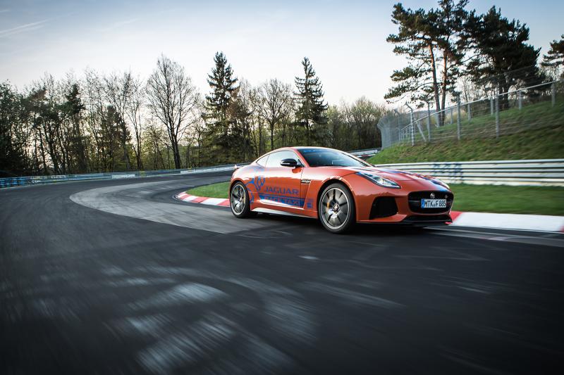  - Jaguar joue les "Race Taxi" au Nürburgring 1