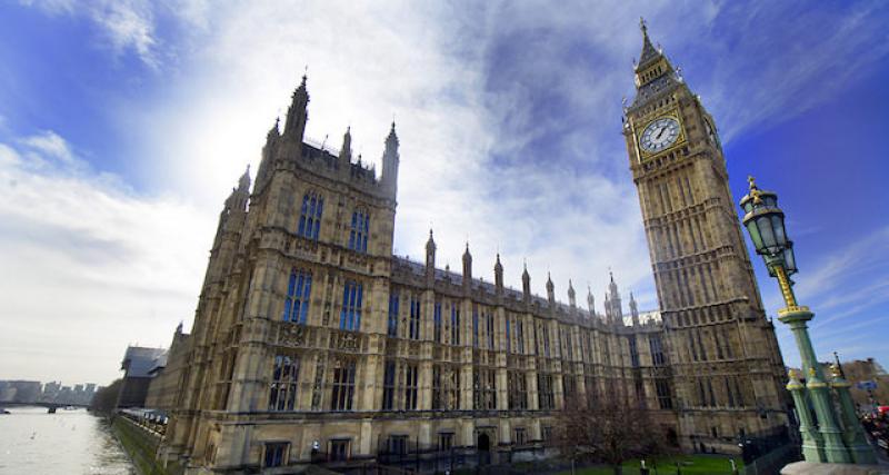  - Le gouvernement britannique veut bannir les gros utilitaires des centres-villes