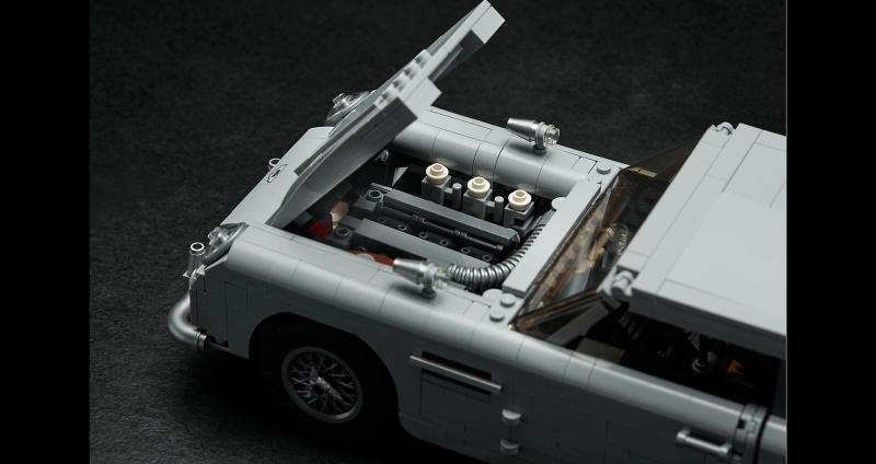  - L'Aston Martin DB5 de Goldfinger en Lego 1