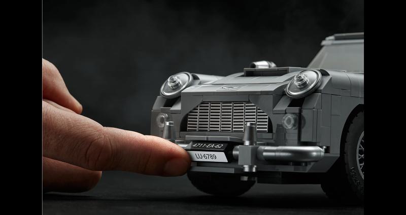 L'Aston Martin DB5 de Goldfinger en Lego 1
