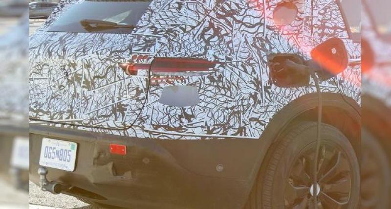  - Spyshots : le Mercedes EQC en balade dans la Vallée de la Mort
