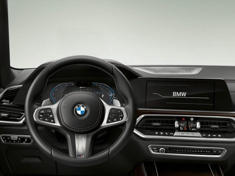 Paris 2018 : BMW X5 xDrive45e iPerformance 1