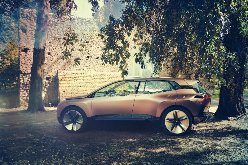 - Paris 2018 : BMW Vision iNext 1