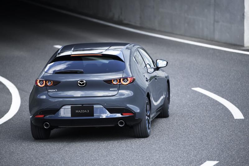 Los Angeles 2018 : Mazda 3 1